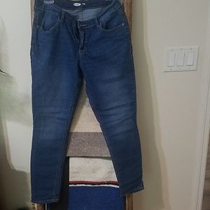 Old Navy super S Ankle Jeans Size 12